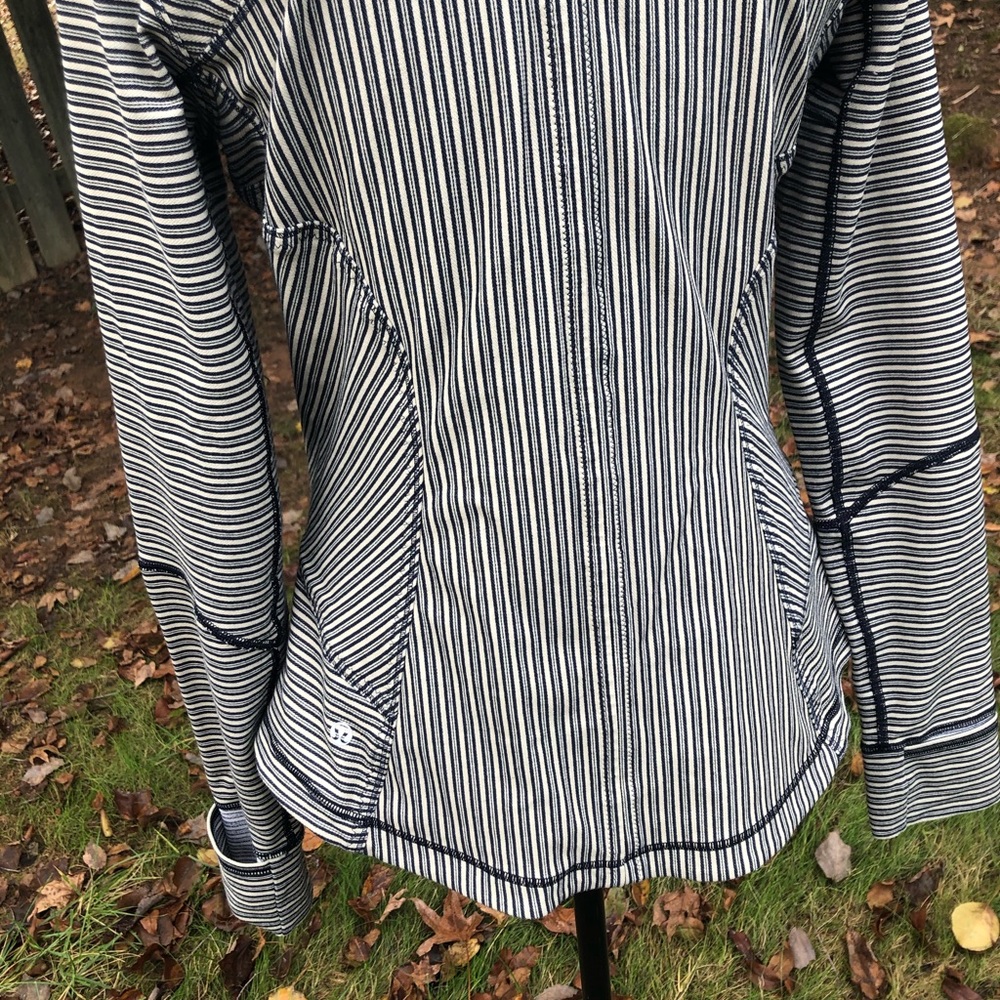 LULULEMON Jacket - Picture 5 of 6